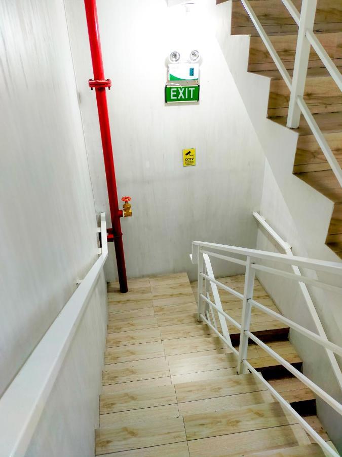 Pasay Centrale Hotel Dış mekan fotoğraf