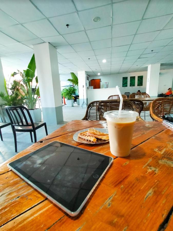 Pasay Centrale Hotel Dış mekan fotoğraf